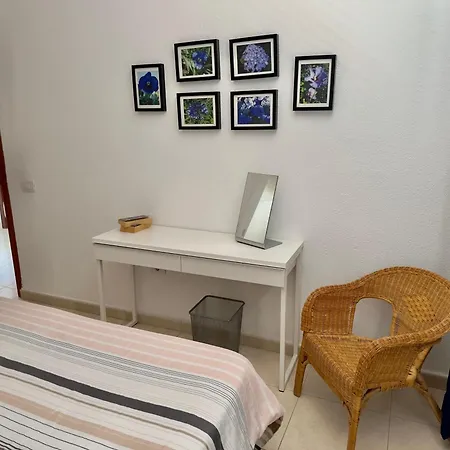 Beautiful With Sea View, Terrace And Pool