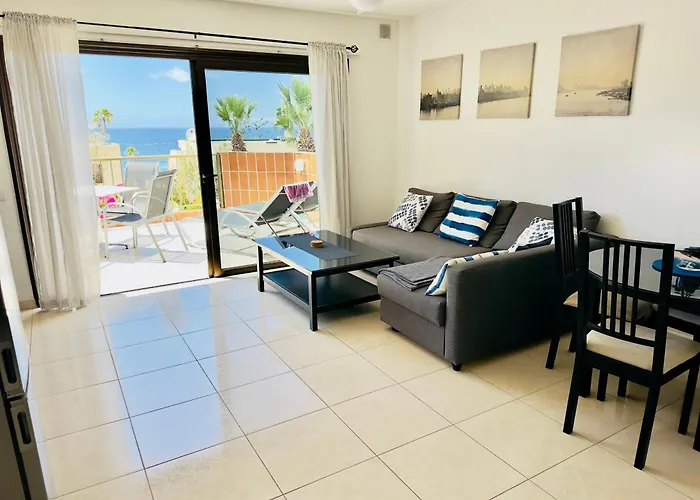 Beautiful With Sea View, Terrace And Pool *